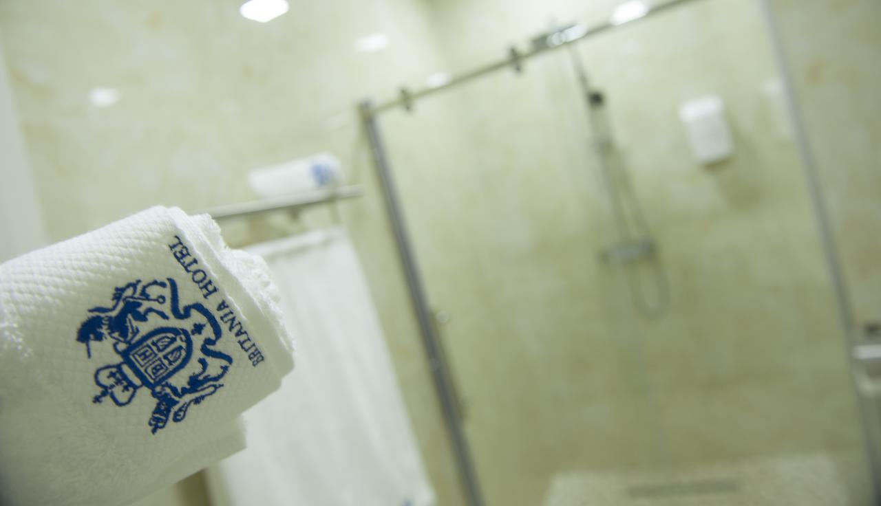 Hotel Britania Kamez Екстер'єр фото