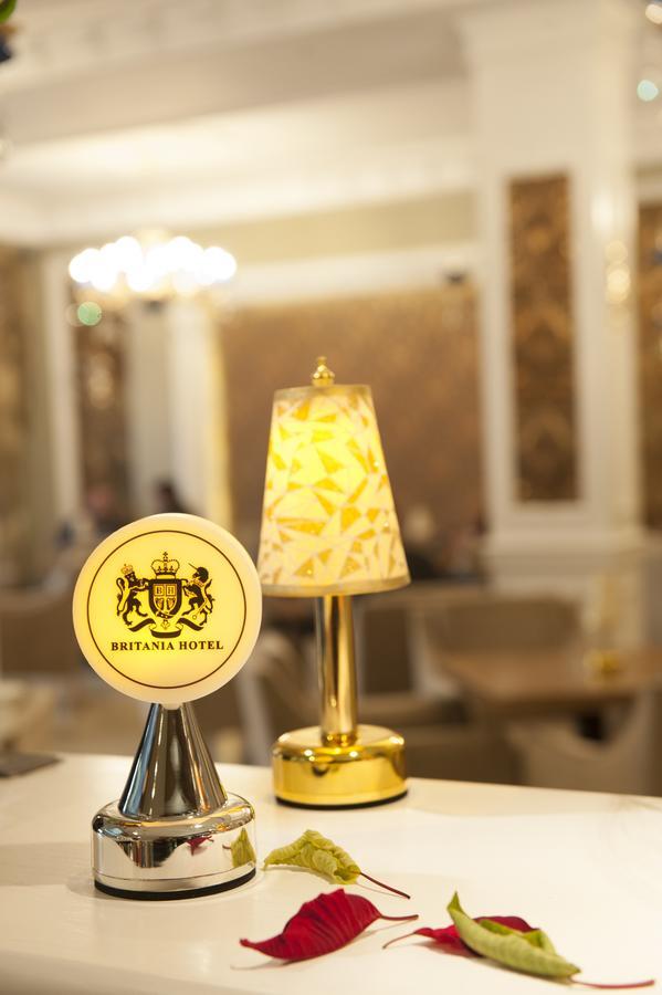 Hotel Britania Kamez Екстер'єр фото